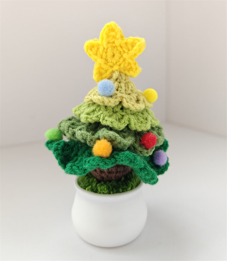 HKM-202131 Handmade Crocheted Wool Christmas Tree Pot Decoration for Desktop Display