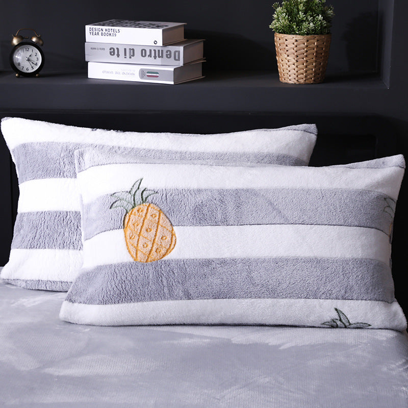 HKM-203155 Warm Flannel Cartoon Printed Fitted Sheet - Cozy Winter Mattress Cover in Various Design Options