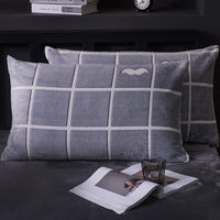 HKM-203155 Warm Flannel Cartoon Printed Fitted Sheet - Cozy Winter Mattress Cover in Various Design Options