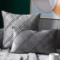 HKM-204435 Velvet Plaid Pillowcase for Home Sofa and Bedside - Soft and Breathable Cushion Cover