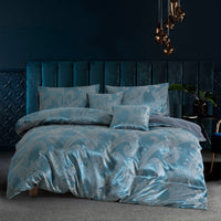 HKM-205779 Luxurious Jacquard Three-Piece Bedding Set in Polyester - Modern and Stylish