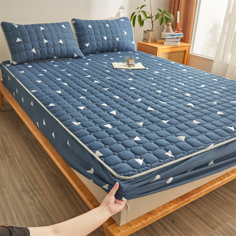 HKM-208915 Waterproof Bedspread with Fitted Sheet and Pillowcases in Solid Color and Floral Design