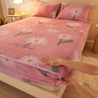 HKM-210067 Flannel Fitted Sheet with Cartoon Snowflake Patterns – Available in Multiple Sizes and Designs