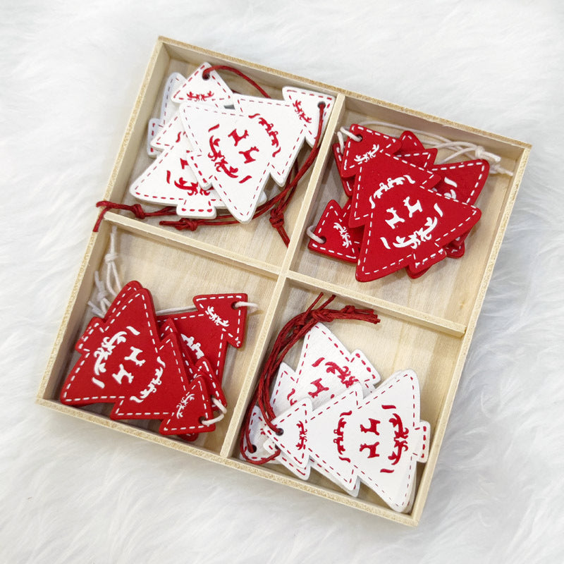 HKM-216275 Wooden Christmas Pendant Decorations - Set of 5 Rustic Holiday Ornaments in Red and White - European Style Decor