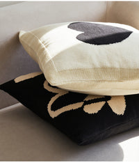 HKM-221651 Nordic Style Black and White Heart-Shaped Sofa Pillow Cushion with PP Cotton Filler, 45x45CM