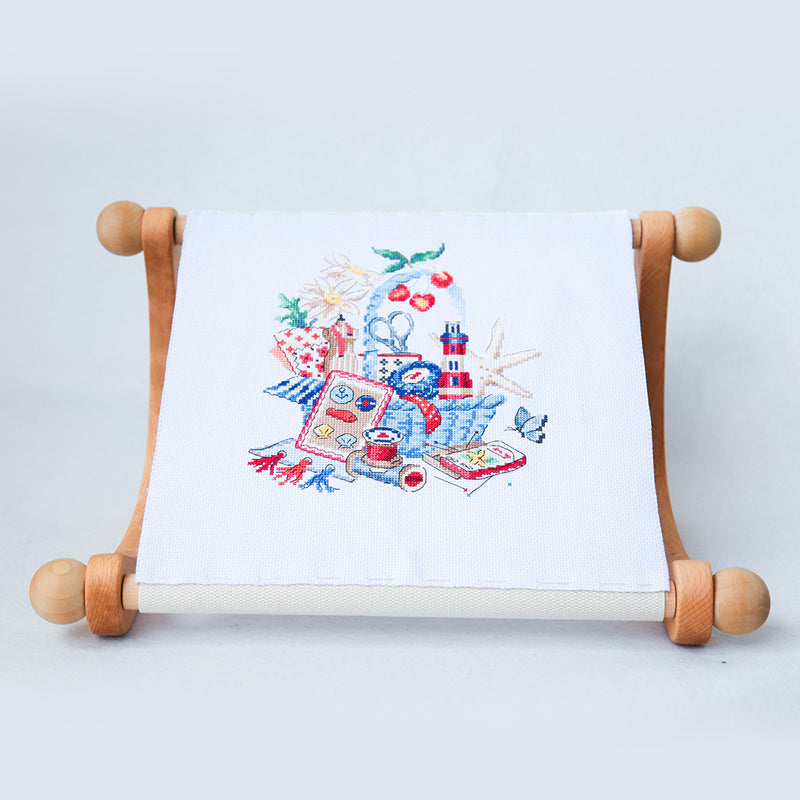 HKM-223571 Large Solid Wood Embroidery Frame for Cross Stitch – Adjustable Height, Complete with Accessories