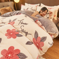 HKM-226707 Flannel Velvet Winter Bedding Set with Snowflake Design - Available in Multiple Sizes
