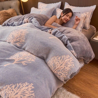 HKM-226707 Flannel Velvet Winter Bedding Set with Snowflake Design - Available in Multiple Sizes