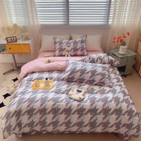 HKM-231315 Cotton Four-Piece Bed Set with Simple Print Design - Duvet Cover, Bed Sheet, and Pillowcases