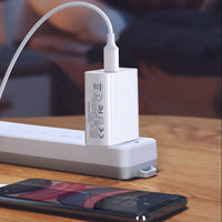 HKM-235987 FDGAO 18W PD Fast Charging Plug with Dual USB Typ-C Ports for Apple 12 Mobile Phones