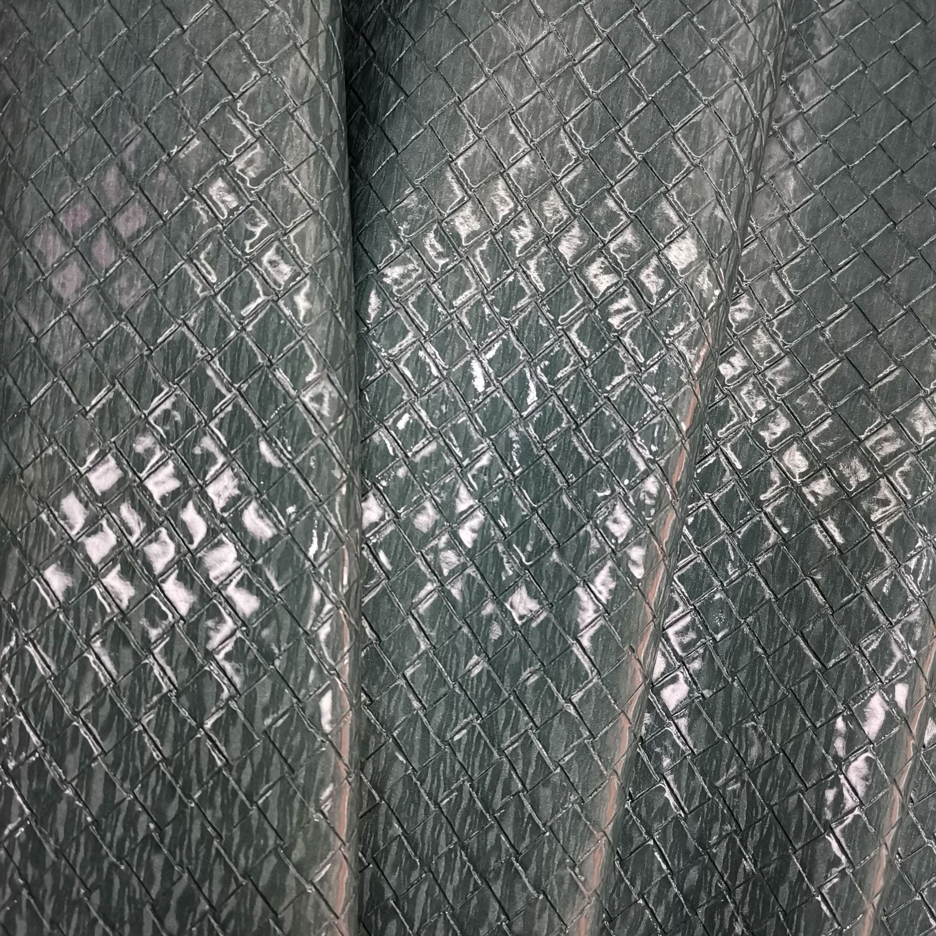 HKM-240211 Pearlescent Braided PU Leather - 0.9mm Thickness, 137cm Wide for Shoes, Furniture, and More