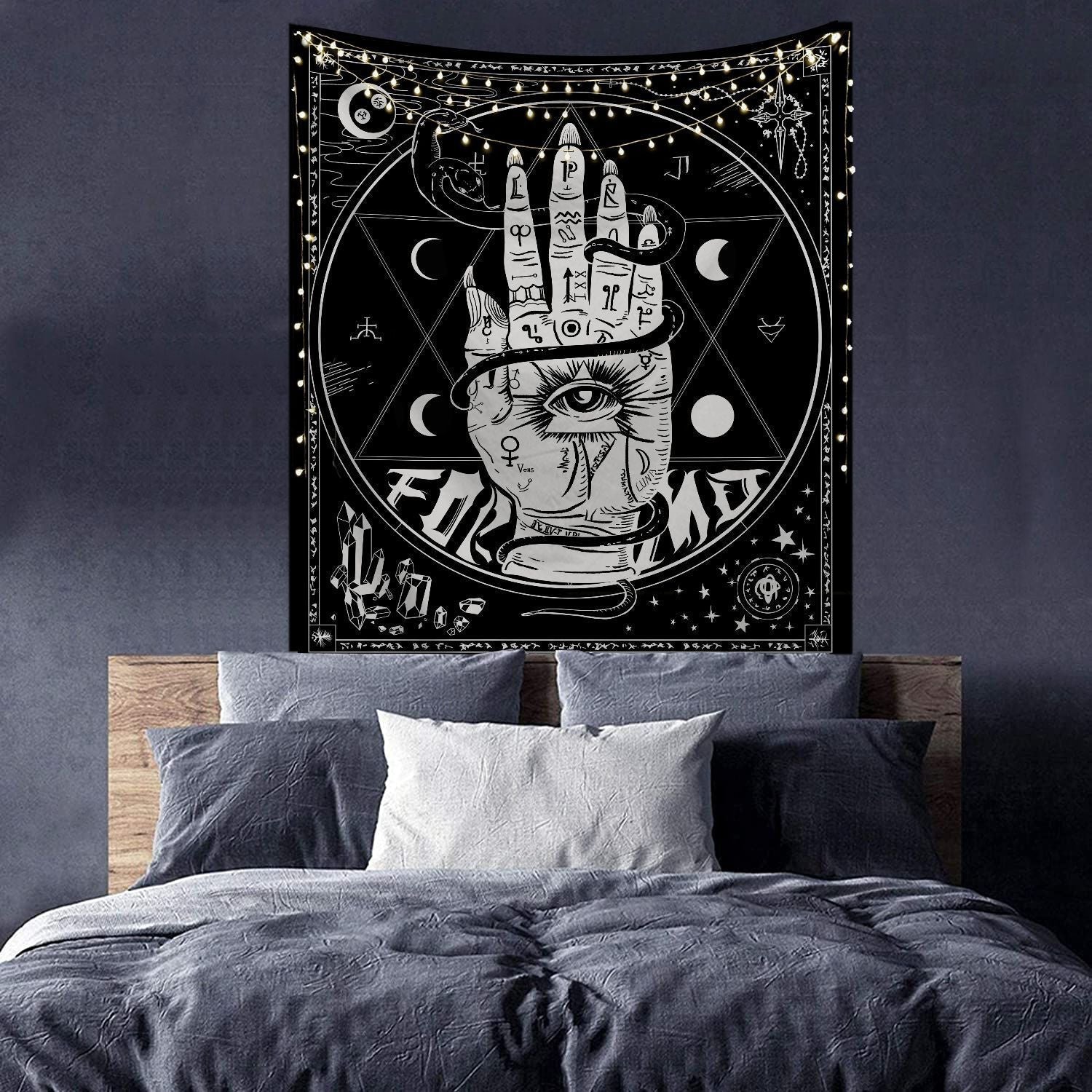 HKM-244819 Black and White 3D Digital Printed Polyester Tapestry for Home and Outdoor Use