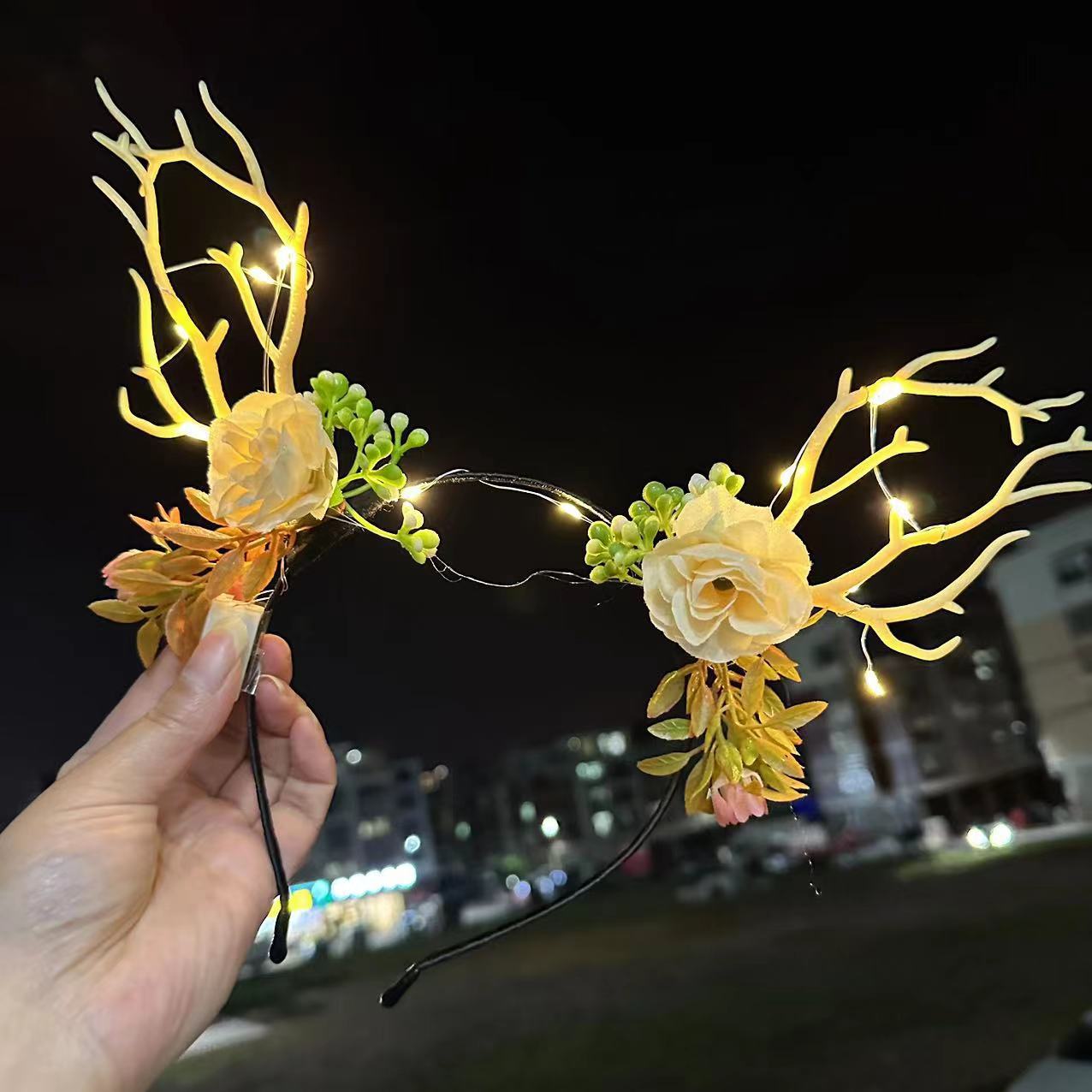 HKM-249875 Luminous Christmas Headband with Antlers and Decorative Elements for Holiday Celebrations