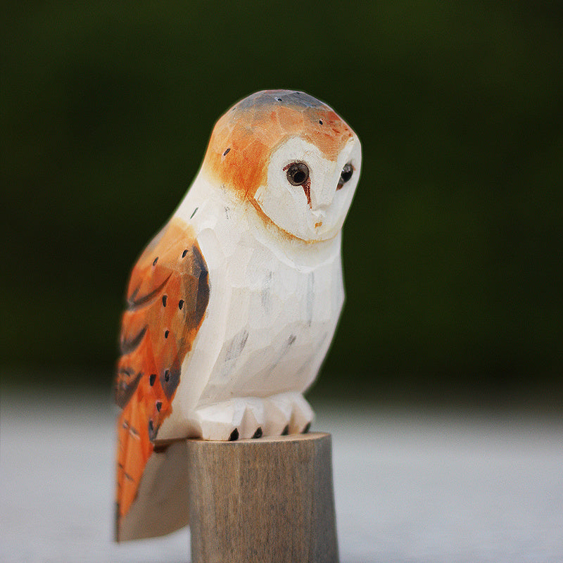HKM-253715 Wooden Owl Carving - Pastoral Animal Sculpture in Brown, Gray, and Barn Owl Variants