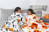HKM-254035 Halloween Pumpkin Bat Flannel Blanket - Soft Polyester Fiber, Multiple Sizes Available