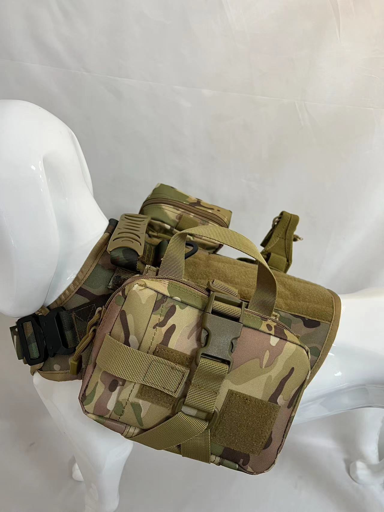 HKM-254227 Outdoor Multifunctional Dog Vest with Water Bottle Pouch - Available in Various Sets and Sizes