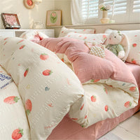 HKM-254355 Three-Piece Geometric and Floral Duvet Set in Various Sizes with Reactive Printing