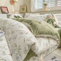 HKM-254355 Three-Piece Geometric and Floral Duvet Set in Various Sizes with Reactive Printing