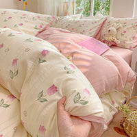HKM-254355 Three-Piece Geometric and Floral Duvet Set in Various Sizes with Reactive Printing