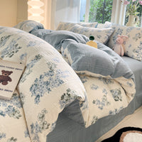 HKM-254355 Three-Piece Geometric and Floral Duvet Set in Various Sizes with Reactive Printing