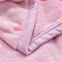 HKM-255507 Cozy Thin Fleece Blanket with Cute Claw Design for Winter – Multiple Sizes Available
