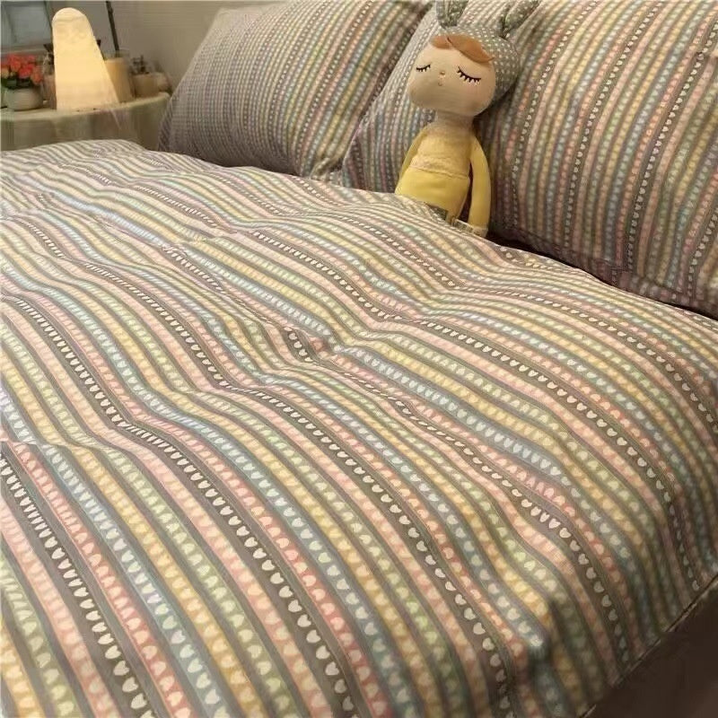 HKM-256339 Skin-Friendly Four-Piece Quilt Cover and Bed Sheet Set in Multiple Sizes