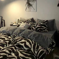 HKM-256339 Skin-Friendly Four-Piece Quilt Cover and Bed Sheet Set in Multiple Sizes