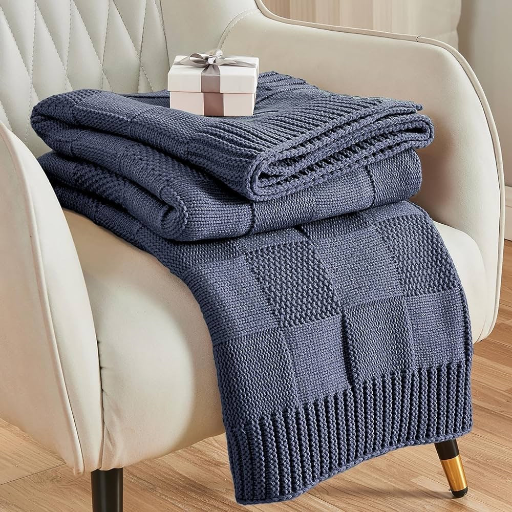 HKM-258643 Geometric Pattern Washable Sofa Blanket - Versatile 130x160 for All Seasons