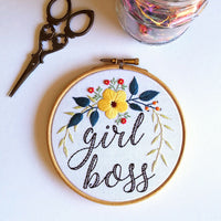 HKM-258643 Handmade Embroidery Kit for Decorative Wall Art - 15cm Bamboo Frame, Complete Accessories Included