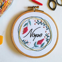 HKM-258643 Handmade Embroidery Kit for Decorative Wall Art - 15cm Bamboo Frame, Complete Accessories Included