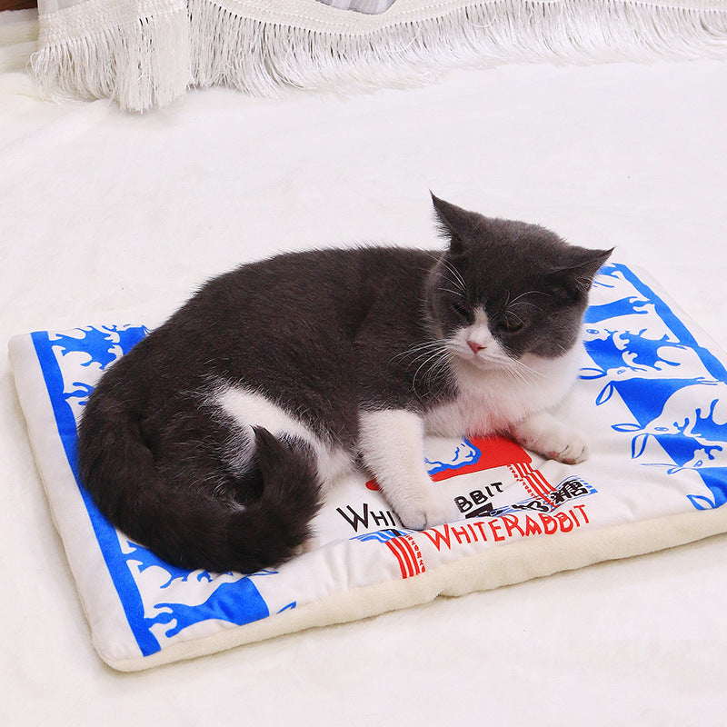 HKM-260563 3D Simulation Soft Pet Bed with Waterproof Base - Cozy Raised Edge Blanket Mat for Dogs and Cats