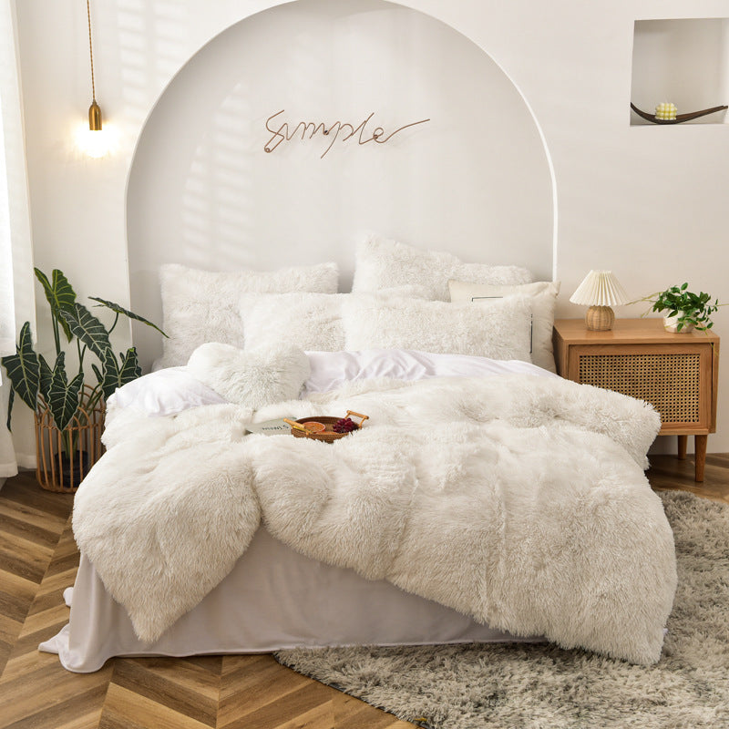 HKM-261779 Mink Velvet Four-Piece Bedding Set with Flat Sheet, Quilt Cover, and Pillowcases