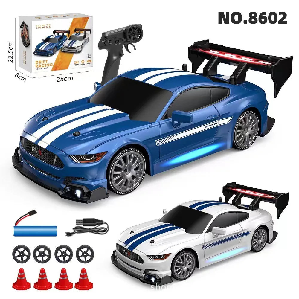 HKM-267539 1/24 Scale Mini Remote Control Drift Car with Lights and Sounds, High-Speed Electric Stunt Vehicle for Indoor and Outdoor Fun