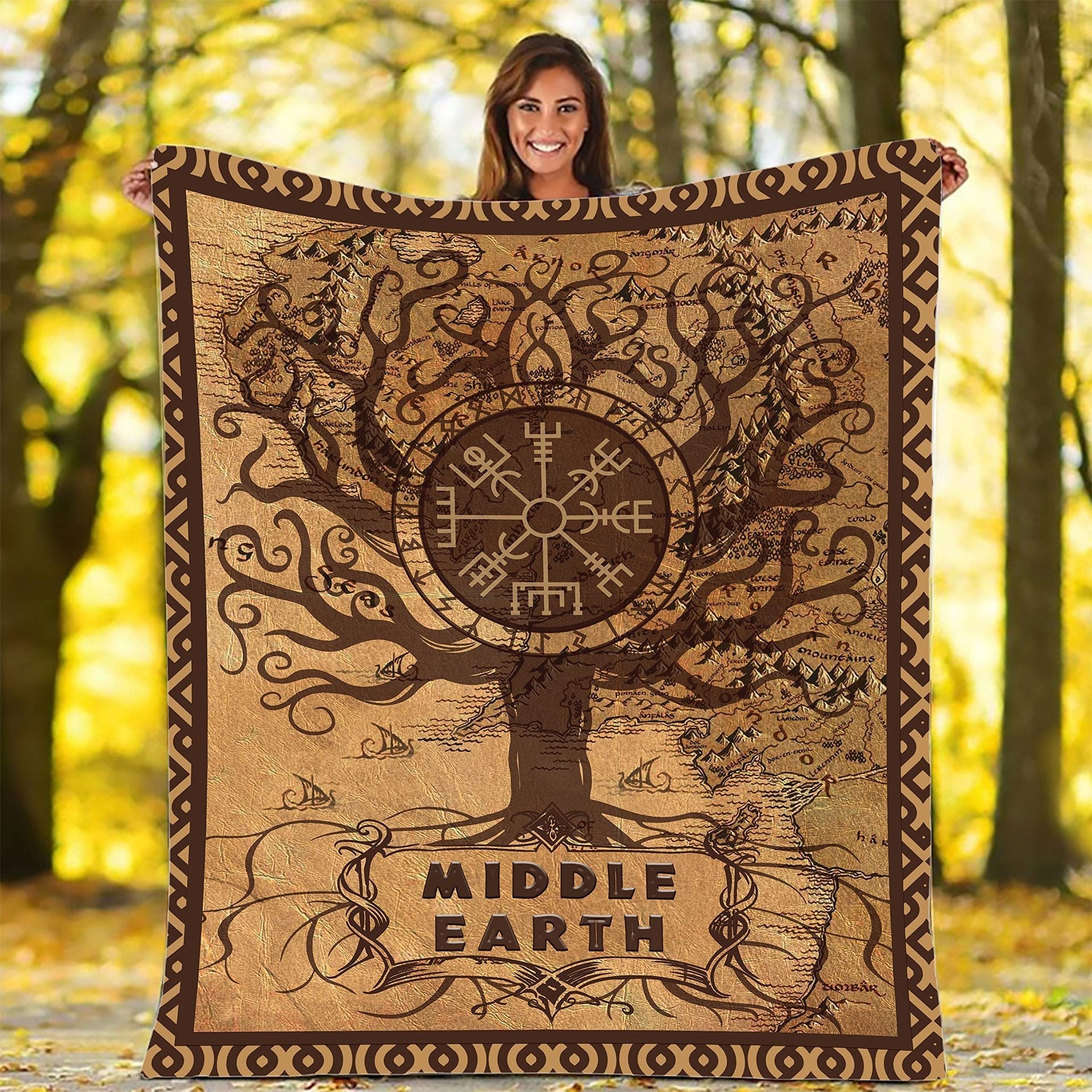 HKM-267539 Soft Polyester Fiber Velvet Map Blanket - Multiple Sizes Available