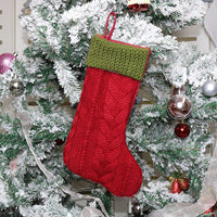 HKM-268307 Knitted Medium Gift Bag in Red, White, and Green - Handcrafted Non-Woven Fabric 32.5cm Height