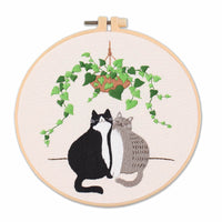 HKM-268691 Naughty Cat Cartoon Embroidery Pattern DIY Kit with Embroidery Frame - 30x30cm Canvas