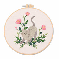 HKM-268691 Naughty Cat Cartoon Embroidery Pattern DIY Kit with Embroidery Frame - 30x30cm Canvas