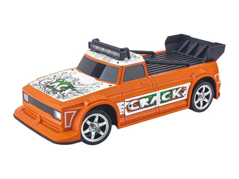 HKM-269843 1/16 Scale Four Wheel Drive Drift Remote Control Car with Replaceable Tires and Obstacles, Indoor-Outdoor Use