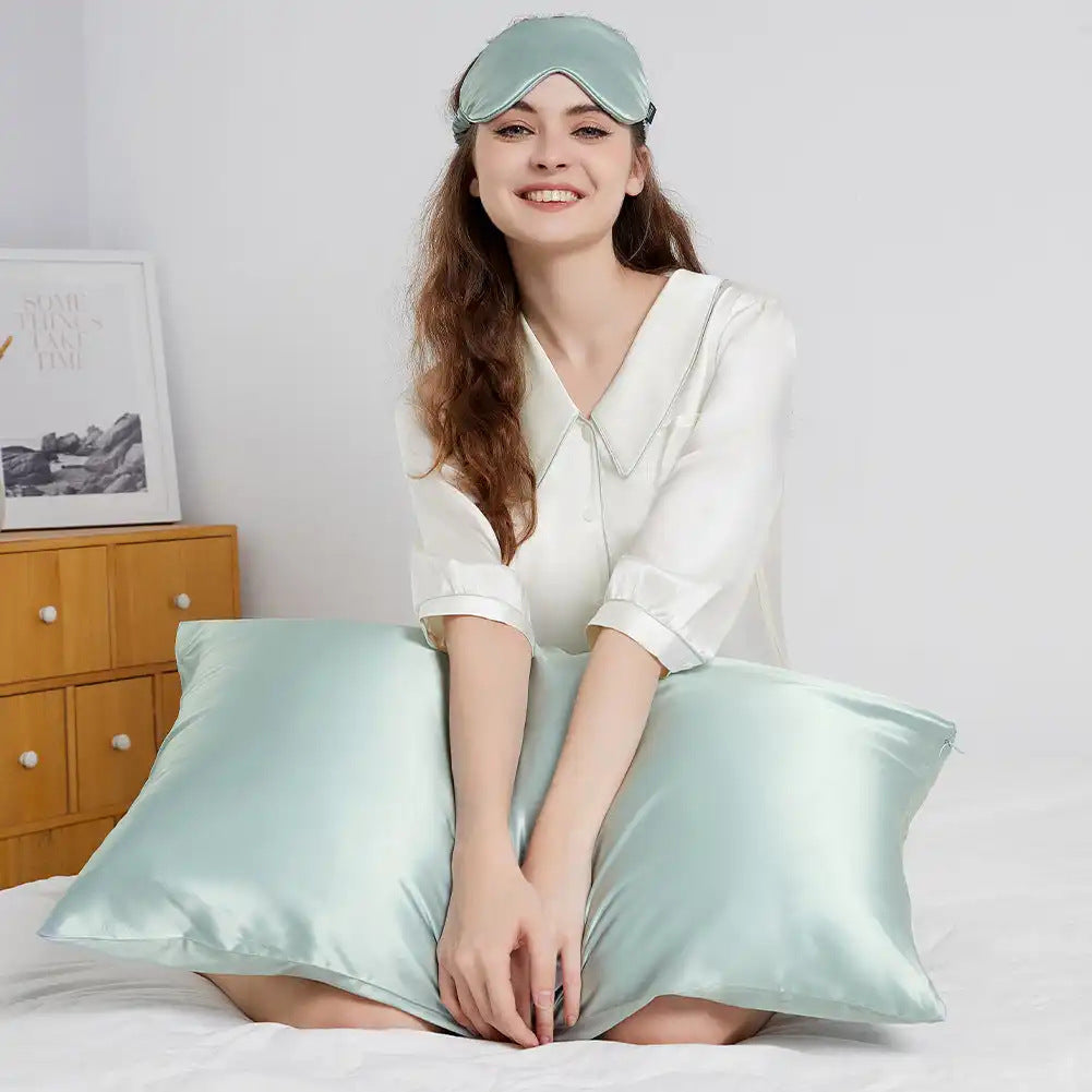 HKM-270803 Solid Color Mulberry Silk Zipper Pillowcase - Modern Simplicity, Available in 19mm & 22mm Sizes