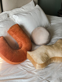 HKM-272275 Three-Dimensional Geometric Velvet Pillow – Nordic Wave & U-Shaped Decorative Cushion