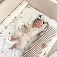HKM-275411 Rectangular Cotton Plaid Bear Anti-Collision Baby Pillow, Soothing Bed Cover for Newborns, 70x25cm