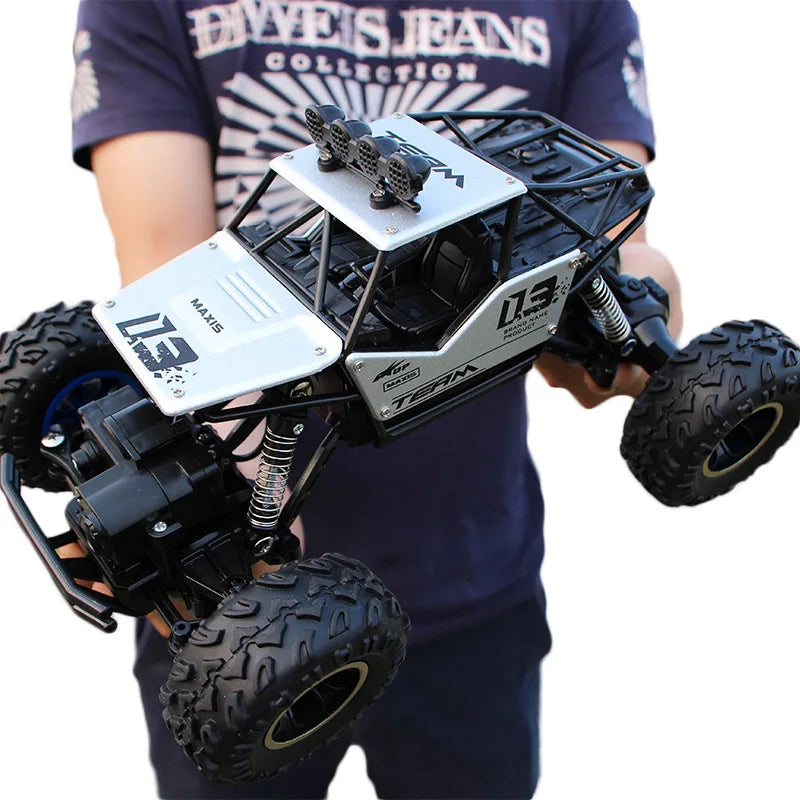 HKM-282195 1/12 Scale 4WD Off-Road Remote Control Truck with LED Lights and Metal Construction