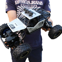 HKM-282195 1/12 Scale 4WD Off-Road Remote Control Truck with LED Lights and Metal Construction