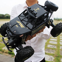 HKM-282195 1/12 Scale 4WD Off-Road Remote Control Truck with LED Lights and Metal Construction