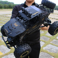 HKM-282195 1/12 Scale 4WD Off-Road Remote Control Truck with LED Lights and Metal Construction