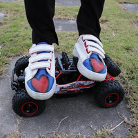 HKM-282195 1/12 Scale 4WD Off-Road Remote Control Truck with LED Lights and Metal Construction