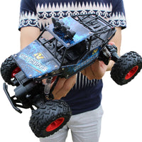 HKM-282195 1/12 Scale 4WD Off-Road Remote Control Truck with LED Lights and Metal Construction