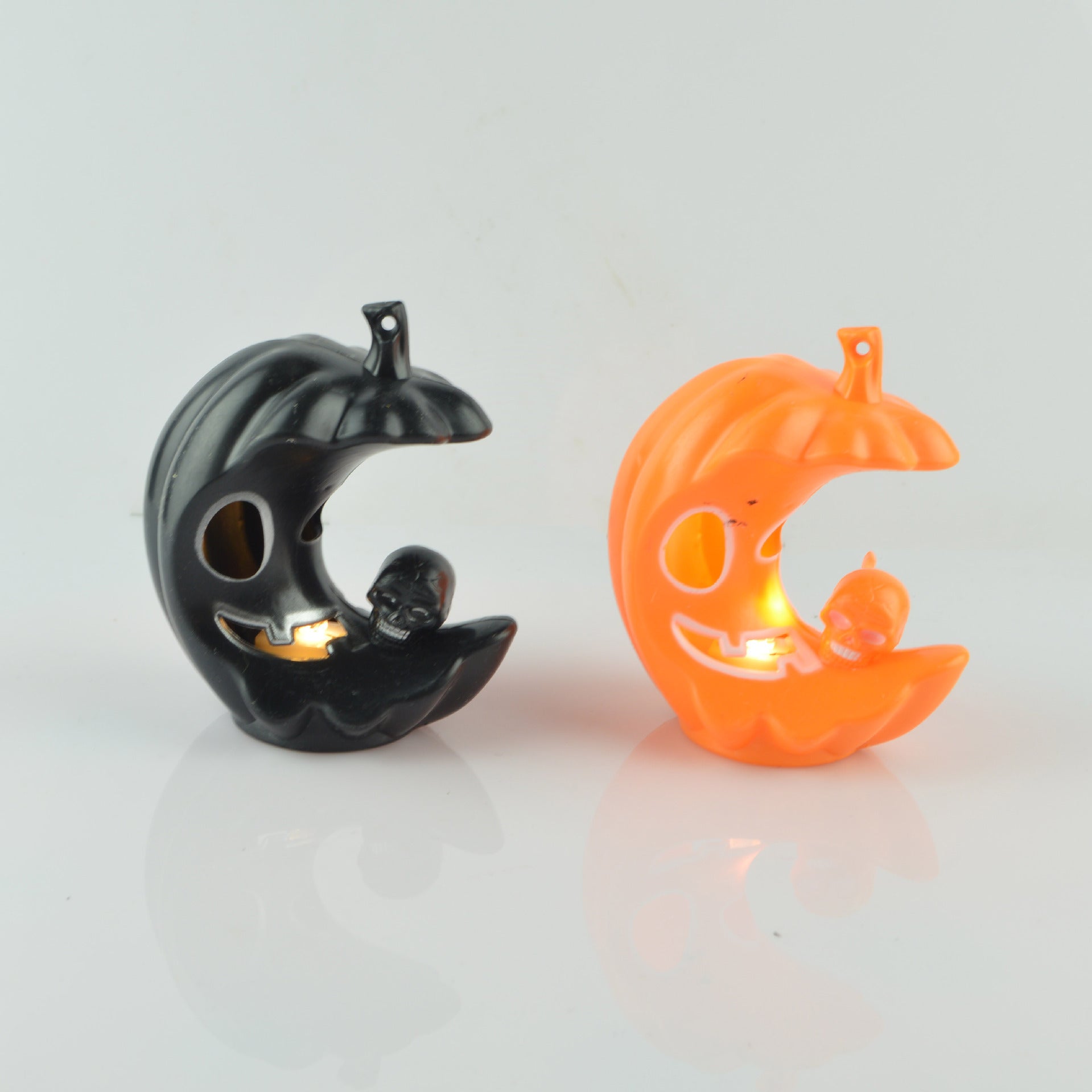 HKM-284947 Luminous Moon Pumpkin Lamp - Decorative Plastic Light in Orange and Black, 8.5cm Size
