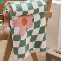 HKM-285651 Knitted Half Velvet Leisure Blanket with Floral Pattern, 130x160cm, Available in Pink, Orange, Blue, and Red