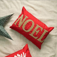 HKM-287763 Handmade Red Bead Wooden Pillow with Intricate Design and Durable Base